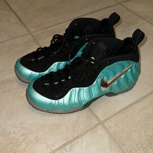 Nike Air Foamposite Island Green - Size 11.5